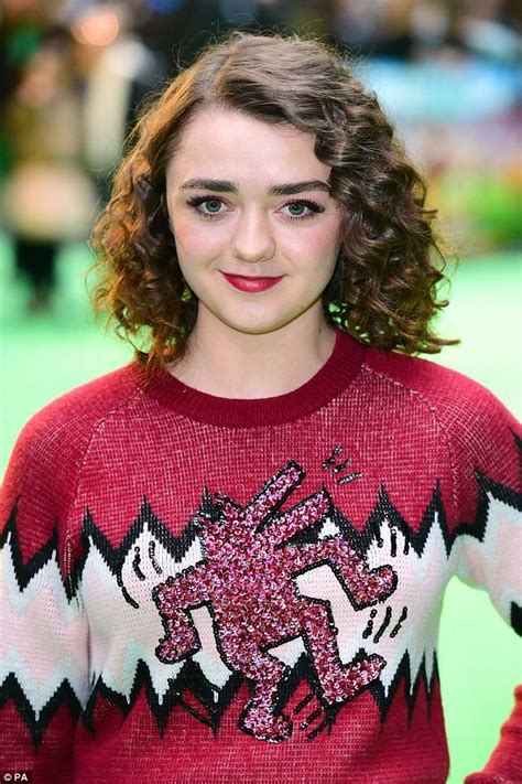 Maisie Williams Stuns In Kooky Jumper At Early Man Film Premiere