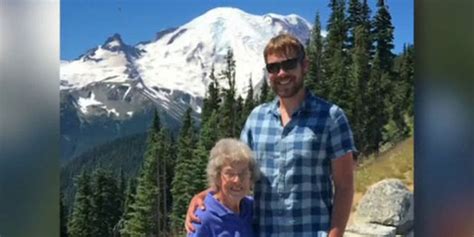 Ohio Grandson Takes 92 Year Old Grandmother To Visit Every Single