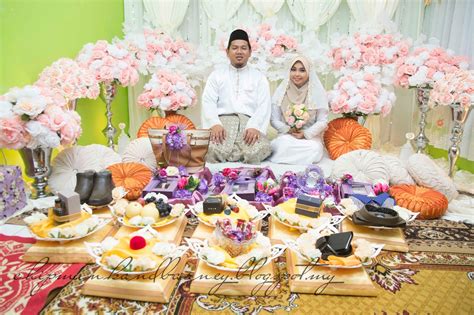 See more ideas about wedding gifts packaging, gift wrapping, basket decoration. All About Life: Wedding Story #9 : Hantaran For Him