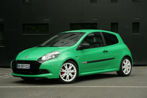 Phase ii, an unrealized television series based on the characters of gene roddenberry's star trek. Renault Clio 3 RS Phase 2