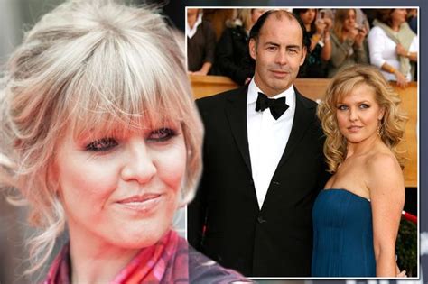 i had no idea extras star ashley jensen speaks of shock of finding her husband dead after