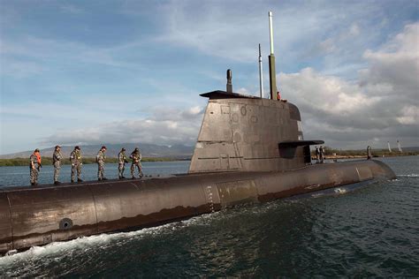 The Crew Of The Royal Australian Navy Submarine Hmas Ranki Flickr
