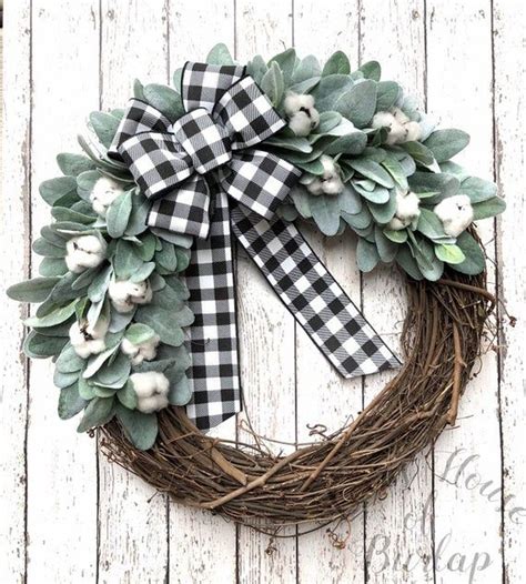 46 Awesome Winter Door Wreaths You Can Try This Season Homyhomee