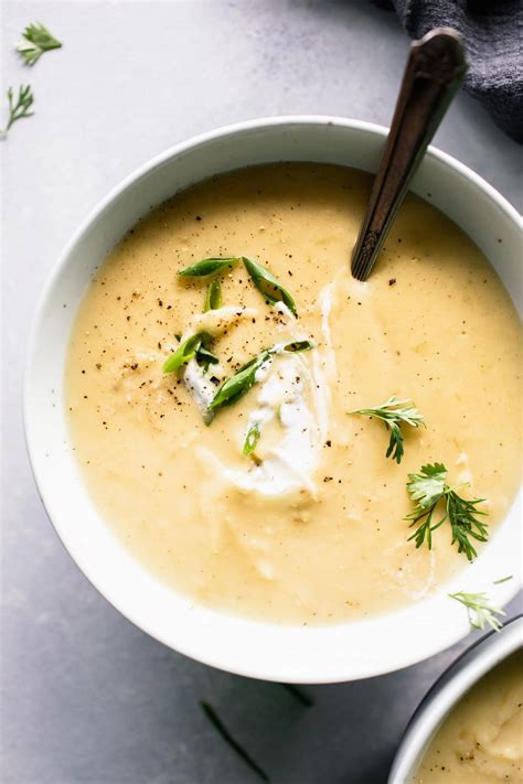 Serve with green onion, cheese, and bacon. Healthy Potato Leek Soup - 30 Minute Recipe | Platings ...