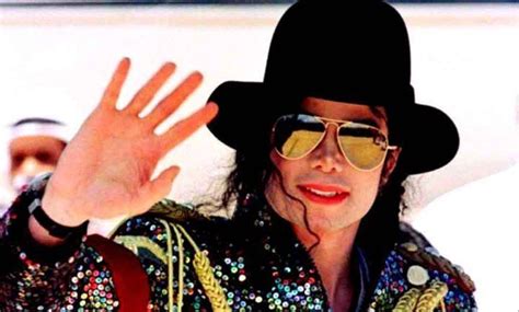 Michael Jackson Photo Waving To The Fans ♥ Michael Jackson Jackson