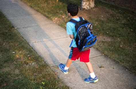 Back To School Pack Woes Heavy Loads Lead To Stress Strain Health