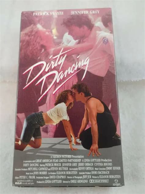 VINTAGE 1988 DIRTY Dancing VHS Patrick Swayze Jennifer Grey 5 95