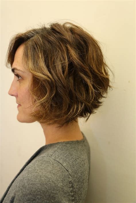 chic wavy bob haircut side view best short hairstyles for women styles weekly