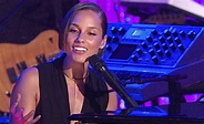 VH1 Storytellers: Alicia Keys (Full Episode) | HipHop-N-More