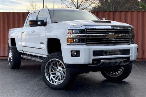 Pre Owned 2017 Chevrolet Silverado 2500hd High Country Lifted Wheels
