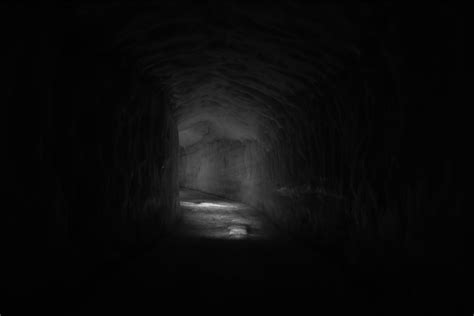 The Terror Underground 17 Creepy True Stories That Happened Down In