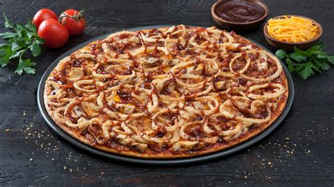 Donatos Red Robin Team Up To Test Pizza In Restaurants Columbus