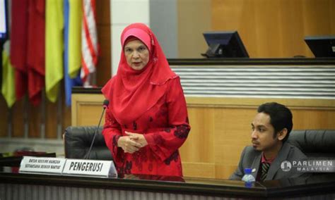 Malaysians Must Know The Truth First Woman Dewan Rakyat Secretary Retires