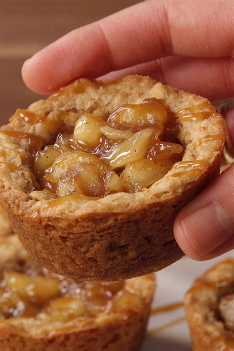 Apple Crisp Cookie Cups Recipe—