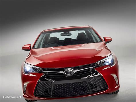 2015 Toyota Camry Photos Reviews News Specs Buy Car