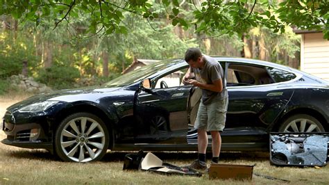 The tesla owner club is a community of owners and enthusiasts committed to advancing tesla's mission to accelerate the world's transition to sustainable energy. Tesla owner frustrated so fixes his own Model S: easy as ...
