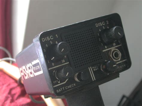 The metal detector will emit a tone when any of the following metals are beneath the detecting disc. FISHER 1265-X Dual Discriminator Metal Detector M-Scope
