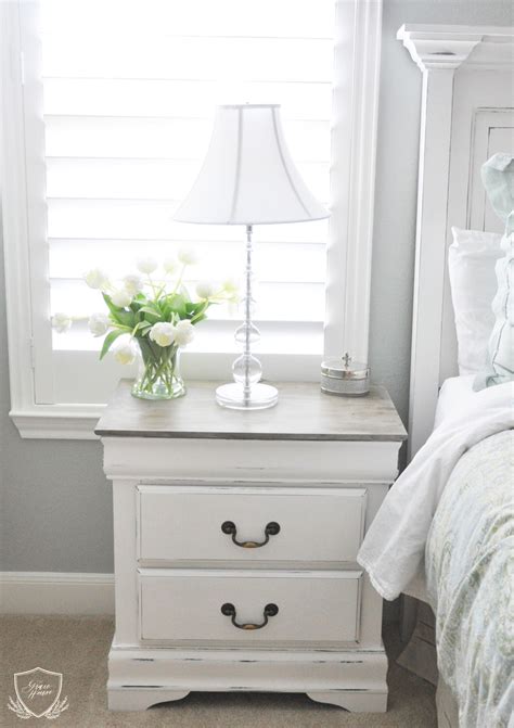 10 Chalk Painted Bedroom Sets
