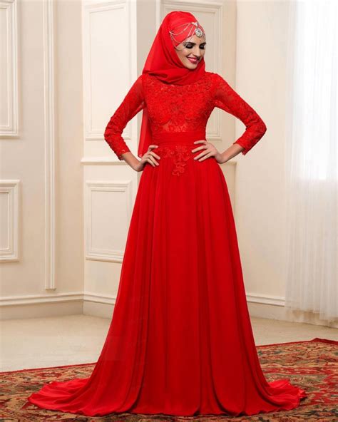 Arabic Muslim A Line Wedding Dresses Red Colour Long Sleeve High Neck