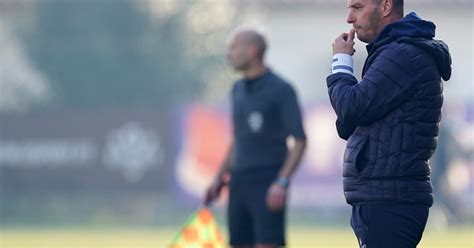 Check spelling or type a new query. Petit vê no FC Porto "a equipa mais difícil" que o ...