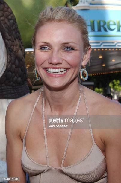 Cameron Diaz 2004 Photos And Premium High Res Pictures Getty Images