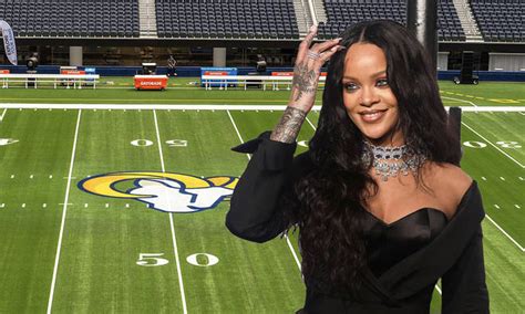 Rihanna Super Bowl Halftime Show 2023 When Is It And What Will She