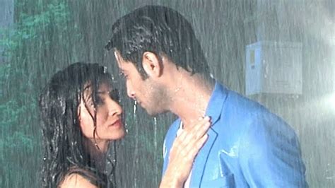 Vedika And Sahils Steamy Romance Under The Shower In Aap Ke Aa Jane Se