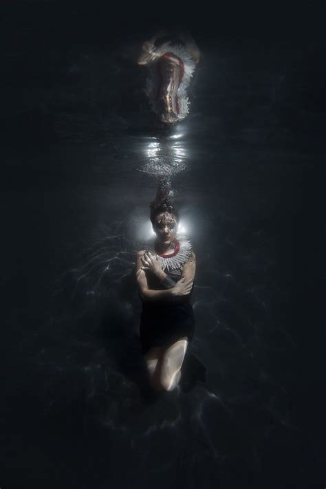 Ilsemoore11beautifulbizarre Underwater Art Photography Skills