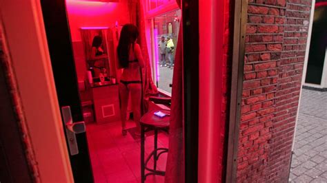 Les Prostituées Damsterdam Pourraient Travailler En Dehors Du Quartier Rouge