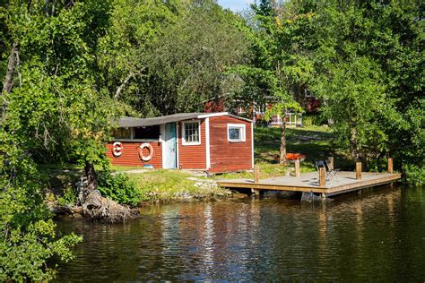 Falls ein boot vorhanden ist,kann nach absprache ein liegeplatz mit angemietet werden. Schweden - Haus am Wasser | Sigtuna / Schweden /2019 ...