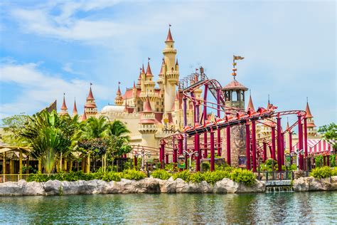 The basics sentosa island is a veritable playground of theme parks, water parks, natural attractions, and resorts for visitors of all ages. Should You Buy A Property in Sentosa Cove? | PropertyGuru ...