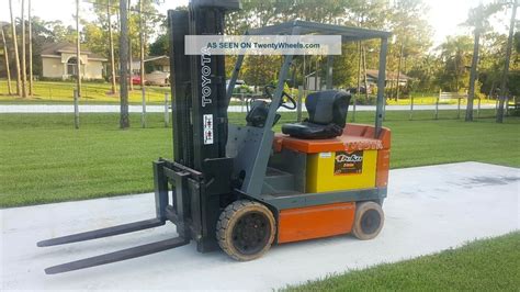 toyota electric forklift  lbs