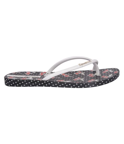 Ipanema White Slippers Price In India Buy Ipanema White Slippers