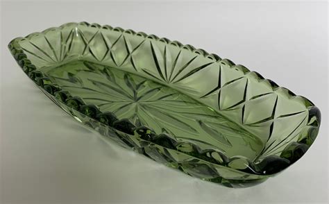 Hazel Atlas Green Glass Celery Dish Boat Plate With Scalloped Edge