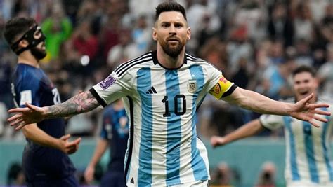 Lionel Messi Argentina Captain Very Happy His Last World Cup Game Will