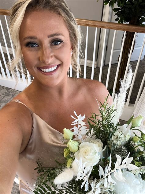 Lauren Zenzie on Twitter: "My best friend of 18 years got married last