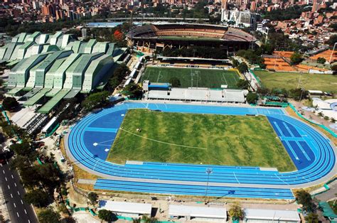 Unidad Deportiva Atanasio Girardot Fotografía De Carlos Vidal