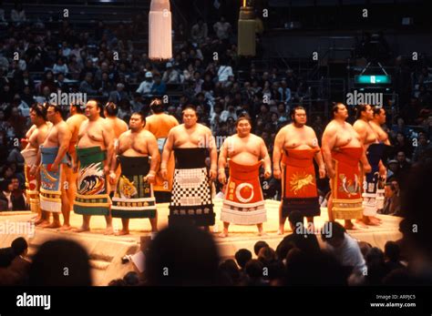 Sumo Wrestlers Grand Sumo Tournament Osaka Japan Stock Photo Alamy