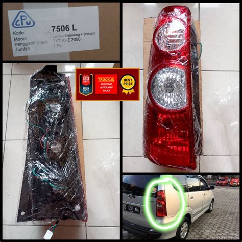 Jual LAMPU BELAKANG STOP LAMP AVANZA XENIA VVTI 2008 2009 2010 2011 RH