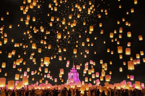 The History Of Toro Nagashi Japans Glowing Lantern Festival
