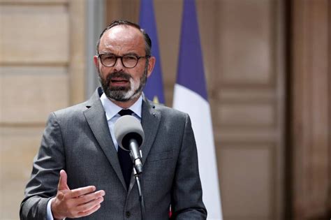 Car la vie politique française ne manque pas d'inquiétants précédents. Covid-19 : Édouard Philippe dévoile la nouvelle phase du ...