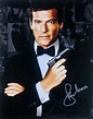 James Bond 007 - Sir Roger Moore (+) as 007 in classic pose - Catawiki