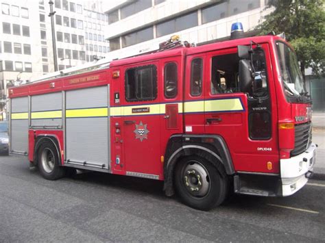 The latest tweets from @londonfire London Fire Brigade - 20 Pump Fire A24 Soho Ground - YouTube