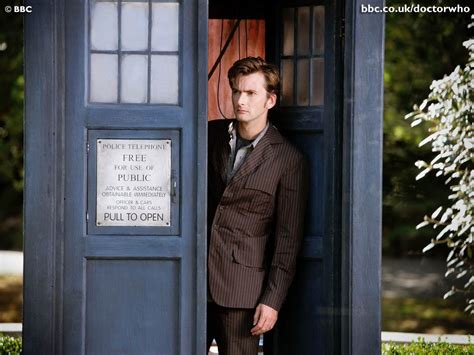 Doctor In Tardis Doctor Who Photo 257407 Fanpop