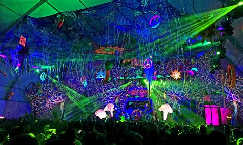 Your festitent will already be set up at the campsite when you arrive at landgraaf. Early Bird tickets voor Electric Castle 2019 te koop ...