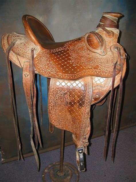 Buckaroo Saddle Been Out Working Vintage Western Wade Saddles