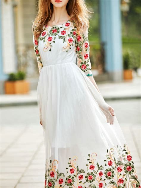 White Gauze Flowers Embroidered Dress