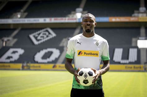 Join the discussion or compare with others! Borussia Mönchengladbach: Marcus Thuram will, dass Malang ...