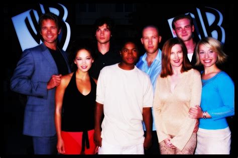 Smallville Cast Allison Mack Photo 16483319 Fanpop