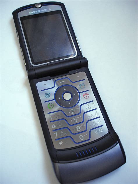Motorola Razr V3 — Википедия